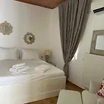 Apartamento Viktora's House