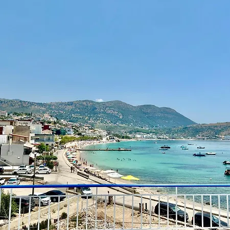 Apartment Viktora's House Himare